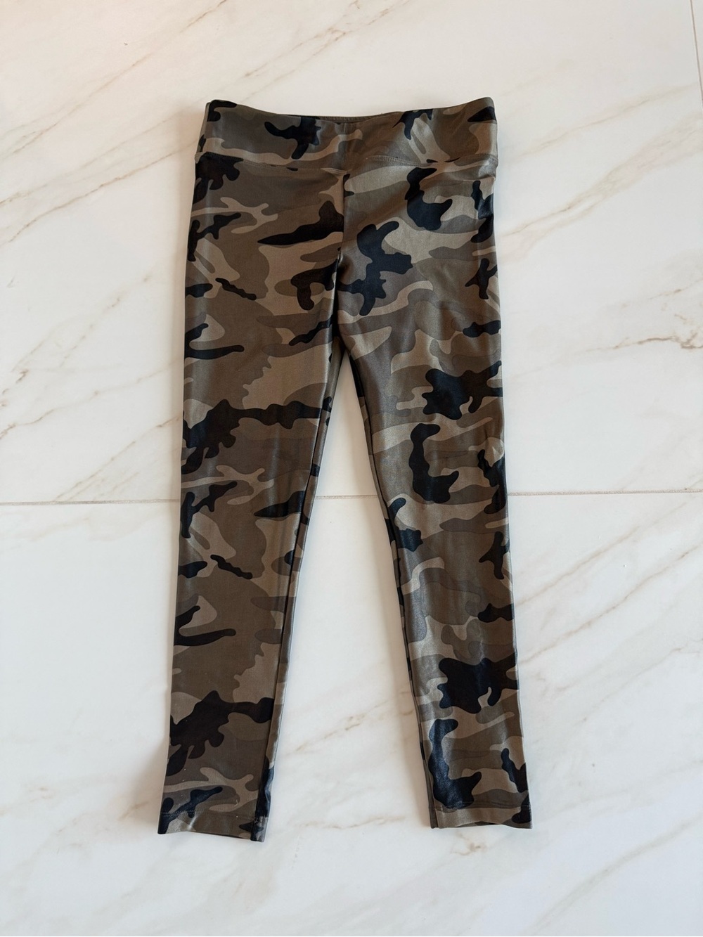 Koral Lustrous Infinity High Rise Leggings Camo - Picture 4 of 6